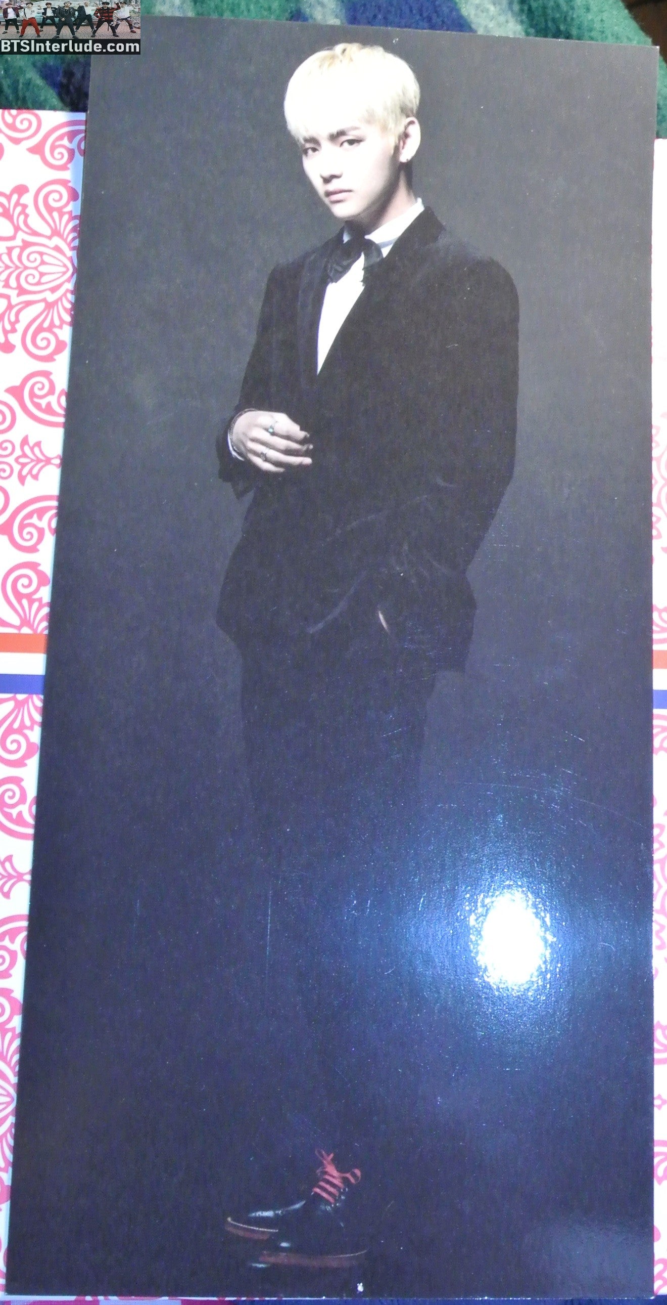 BTS POSTER MINI V KIM TAEHYUNG 김태형 THE BEST JAPAN 2 SIDED BLOND HAIR BLACK TUX MIRRORS OFFICIAL MERCHANDISE