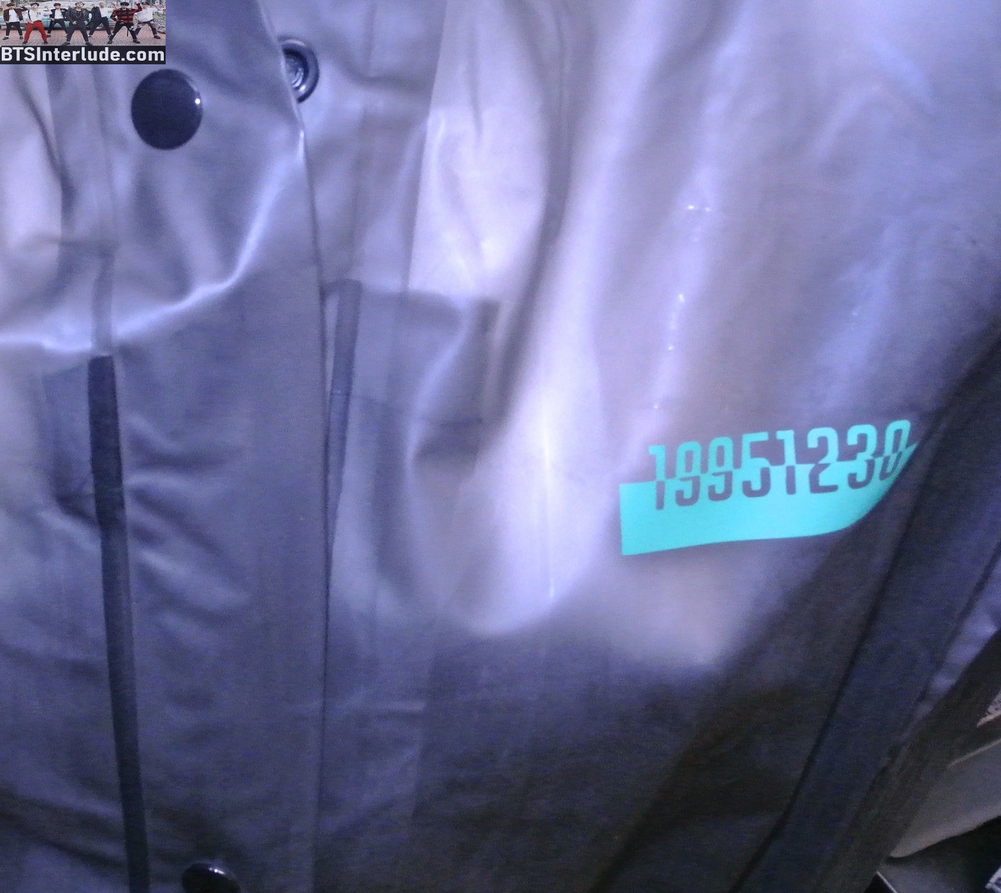BTS RAINCOAT V KIM TAEHYUNG 김태형 PONCHO WINDBREAKER HOODIE HOODY COAT NEW OFFICIAL MERCHANDISE
