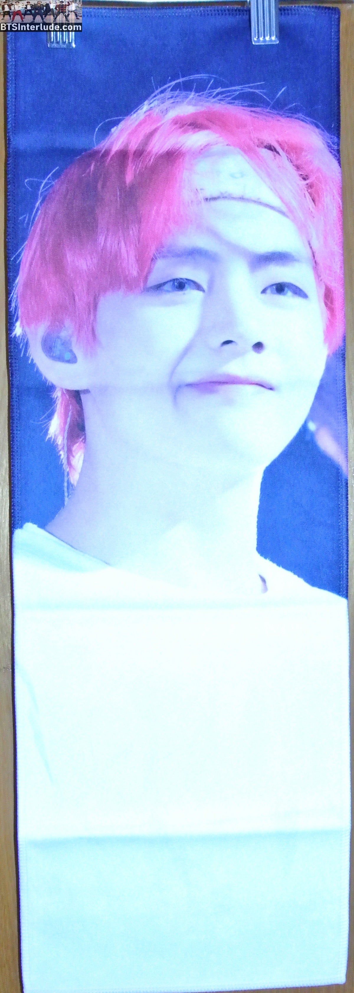 BTS SLOGAN FABRIC V KIM TAEHYUNG 김태형 RED HAIR BANDANA BT21 TATA MIC FACE FANSITE BANNER 2 SIDED LIMITED EDITION