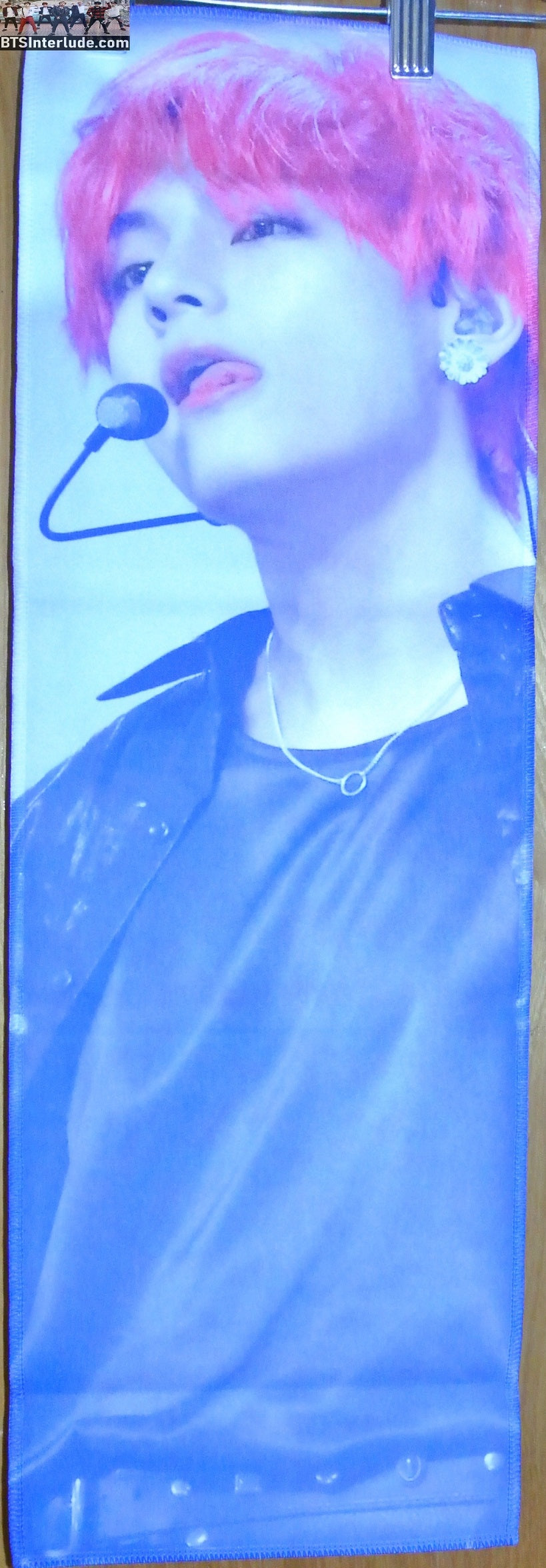BTS SLOGAN FABRIC V KIM TAEHYUNG 김태형 RED HAIR TONGUE OUT REAL V FANSITE BANNER 2 SIDED LIMITED EDITION