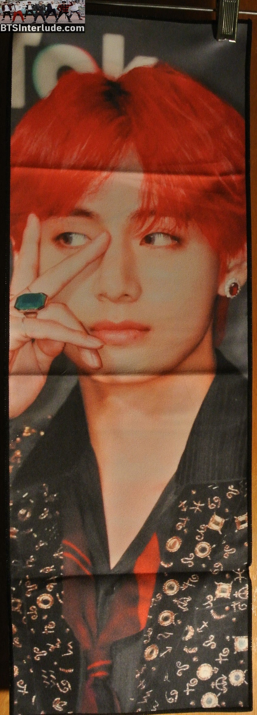 BTS SLOGAN FABRIC V KIM TAEHYUNG 김태형 RED HAIR 2018 MAMAS V OVER EYE BT21 TATA FANSITE BANNER 2 SIDED LIMITED EDITION