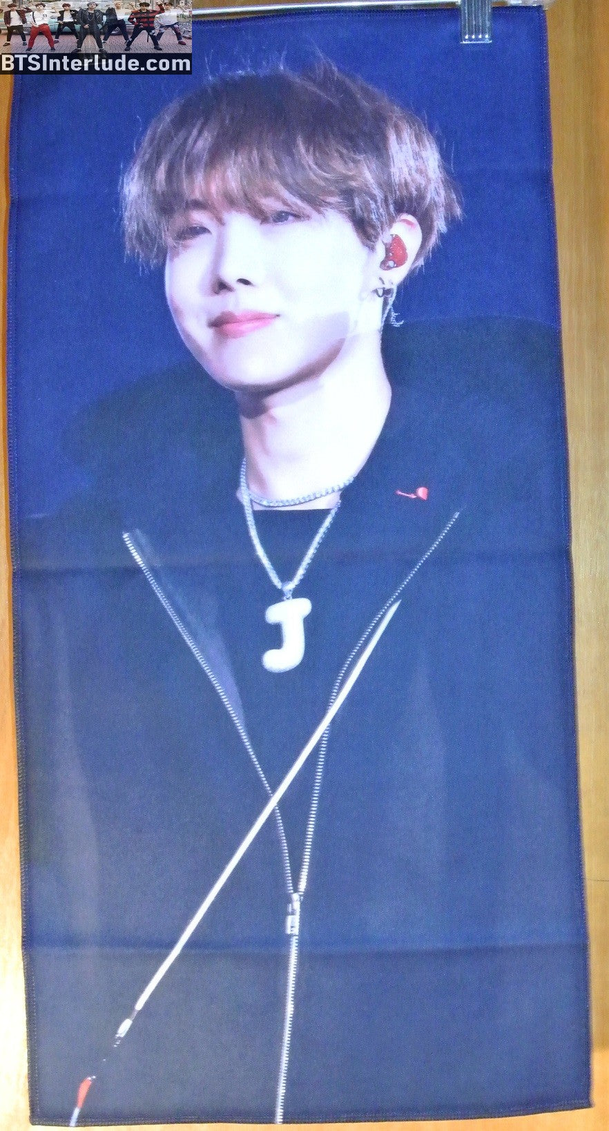 BTS SLOGAN FABRIC XL J-HOPE 정호석 BLACK HOODIE DIAMOND J NECKLACE BANNER 2 SIDED LIMITED EDITION