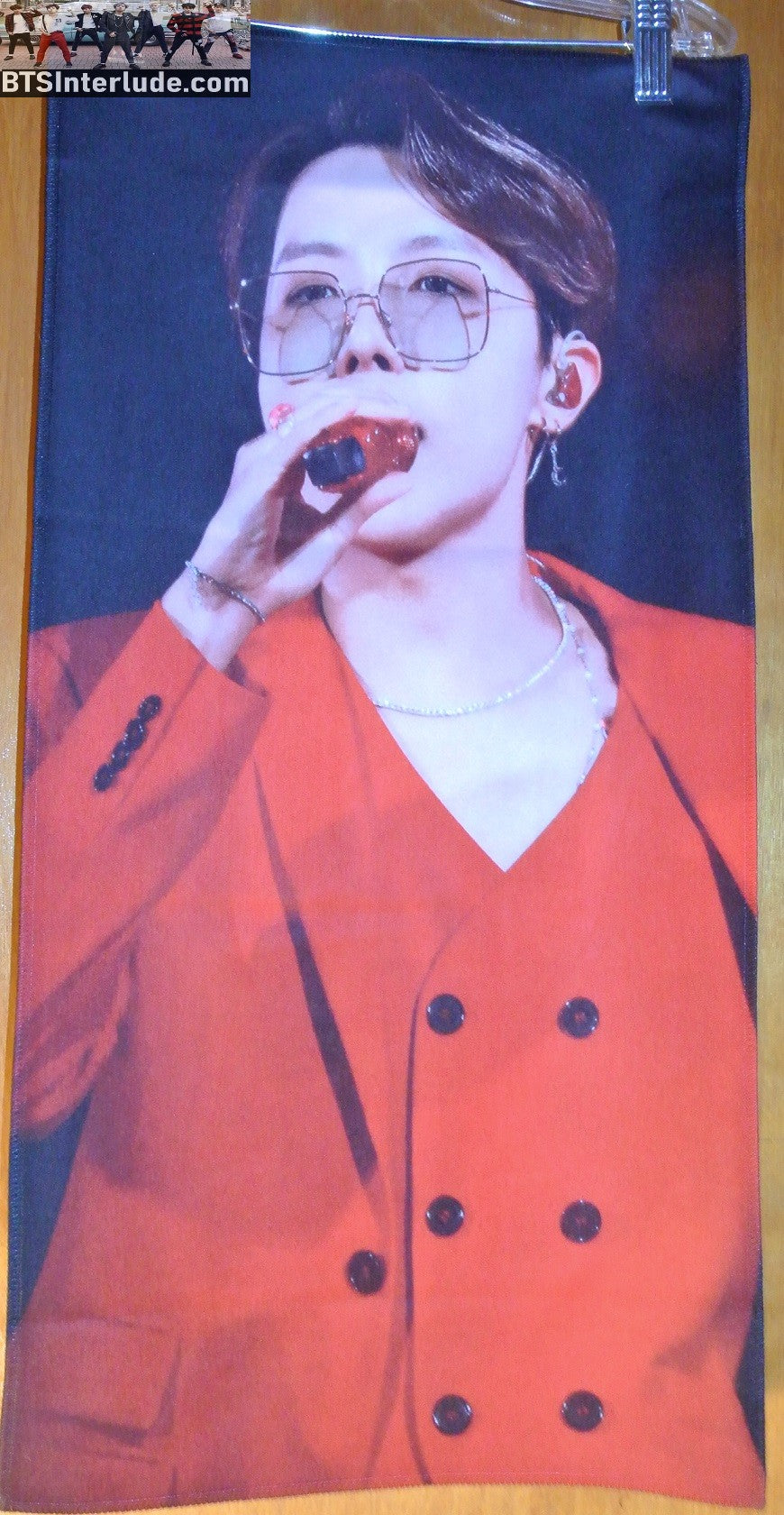 BTS SLOGAN FABRIC XL J-HOPE 정호석 RED SUIT MAMA GLASSES MIC BANNER 2 SIDED LIMITED EDITION