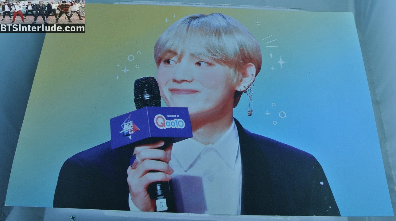 BTS SLOGAN CARDSTOCK V KIM TAEHYUNG 김태형 MICROPHONE QOO10 FANSITE BANNER 2 SIDED LIMITED EDITION