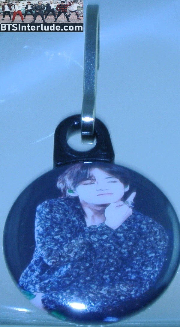BTS ZIPPER PULL BUTTON V KIM TAEHYUNG 김태형 NEW 5TH MUSTER DIMPLE PURSE BACKPACK JACKET
