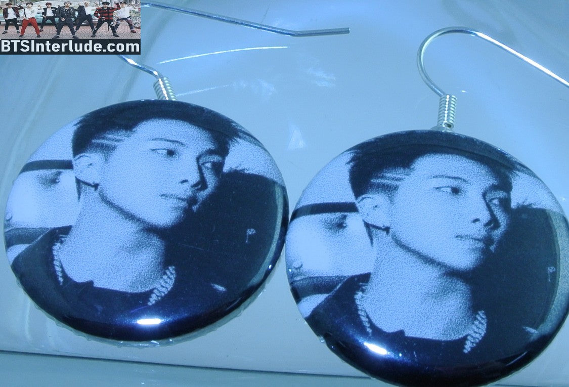 BTS EARRINGS BUTTON RM KIM NAMJOON 김남준 2 IN 1 PROOF VAULT BLACK WHITE PIERCED OR CLIPS DANGLE DROP