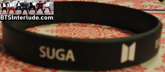 BTS BRACELET SUGA MIN YOONGI 민윤기 BLACK SILICONE NAME IN WHITE BIRTHDAY BTS DOORS