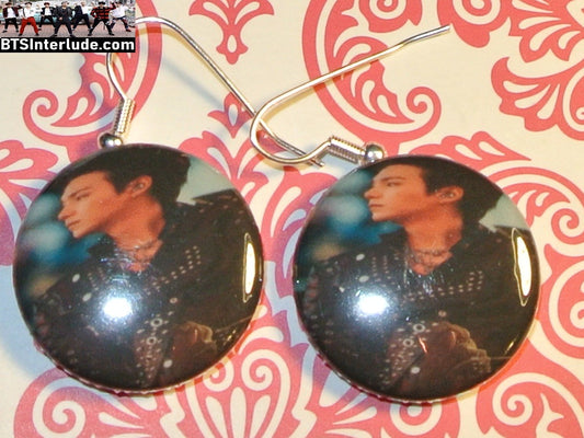 BTS EARRINGS BUTTON SUGA MIN YOONGI 민윤기 2 IN 1 ARIRANG BLACK LEATHER PROFILE PIERCED OR CLIPS DANGLE DROP