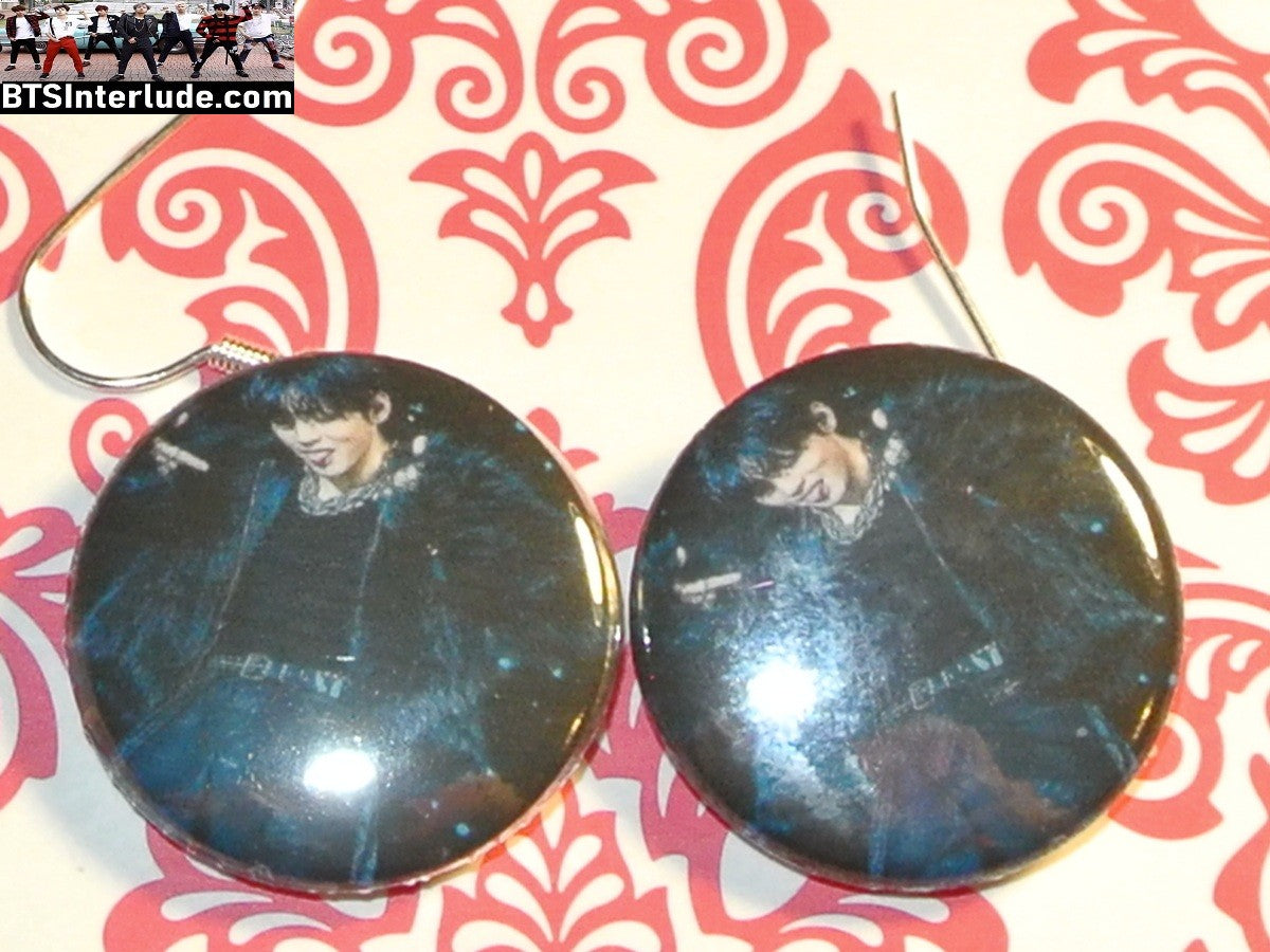 BTS EARRINGS BUTTON V KIM TAEHYUNG 김태형 2 IN 1 ARIRANG IT'S SO TIGHT BLACK PIERCED OR CLIPS DANGLE DROP
