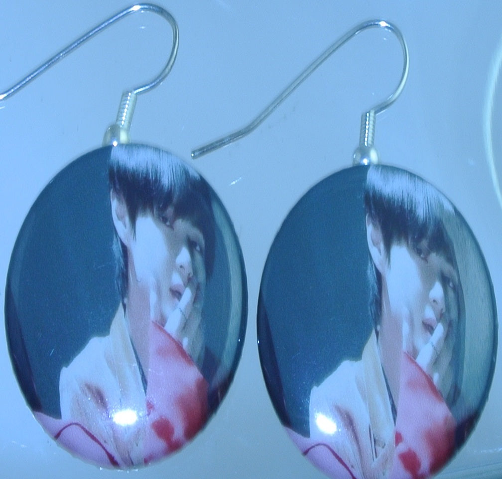 BTS EARRINGS BUTTON V KIM TAEHYUNG 김태형 2 IN 1 SINGULARITY MUSIC VIDEO BEGINNING PIERCED OR CLIPS DANGLE DROP