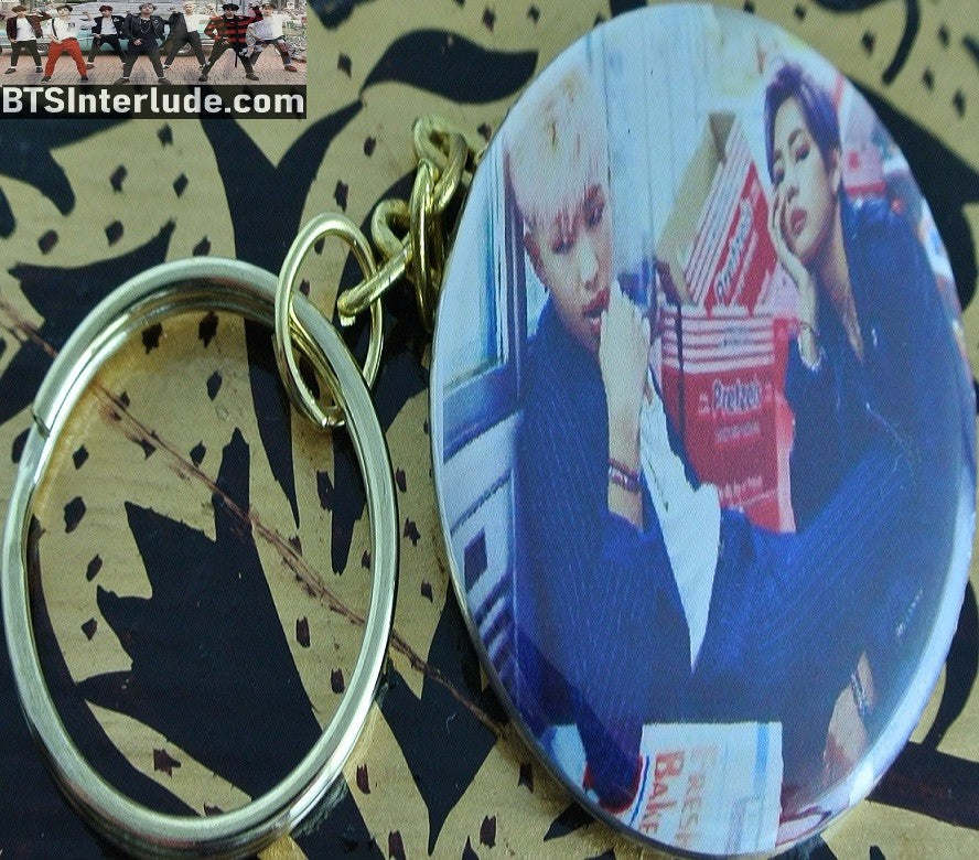 BTS KEYCHAIN BUTTON GOLD SUB-UNIT RM KIM NAMJOON V KIM TAEHYUNG WAR OF HORMONE KEYRING KEY CHAIN RING