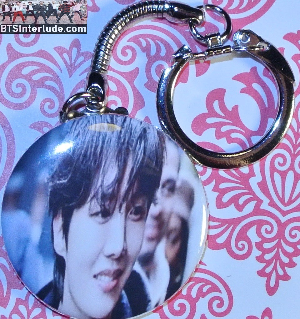 BTS KEYCHAIN BUTTON J-HOPE JUNG HOSEOK 정호석 HOPE ON THE STREET CLOSEUP KEYRING KEY RING CHAIN
