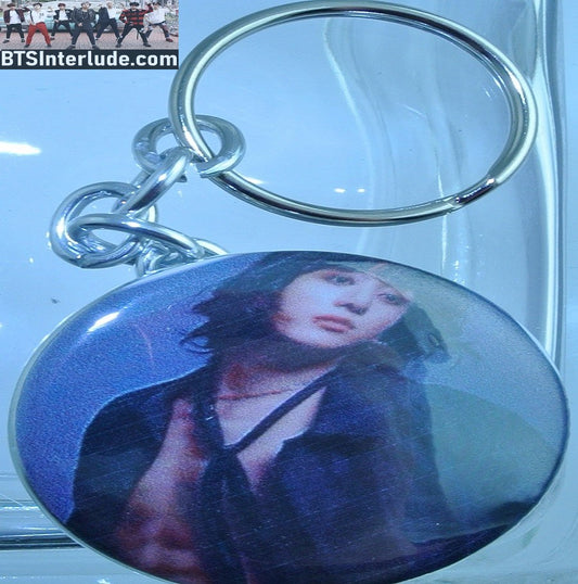 BTS KEYCHAIN BUTTON JEON JUNGKOOK 전정국 CALVIN KLEIN BLACK DENIM JACKET LEAN KEYRING KEY CHAIN RING