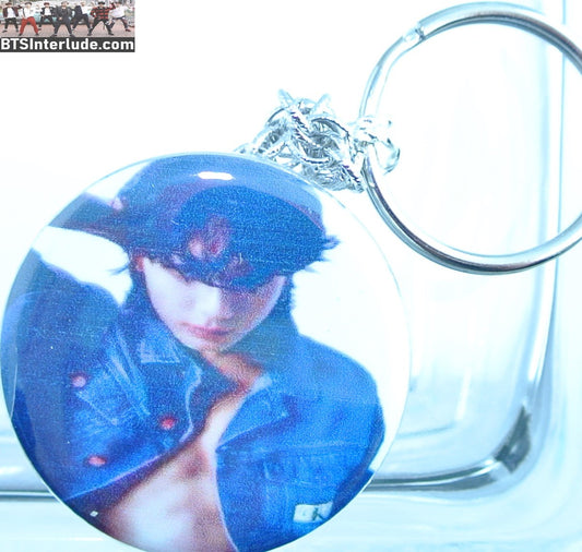 BTS KEYCHAIN BUTTON JEON JUNGKOOK 전정국 CALVIN KLEIN DENIM JACKET 1 ARM UP KEYRING KEY CHAIN RING