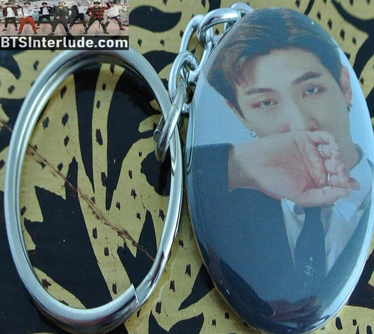 BTS KEYCHAIN BUTTON RM KIM NAMJOON 김남준 HAND OVER MOUTH KEYRING KEY RING CHAIN