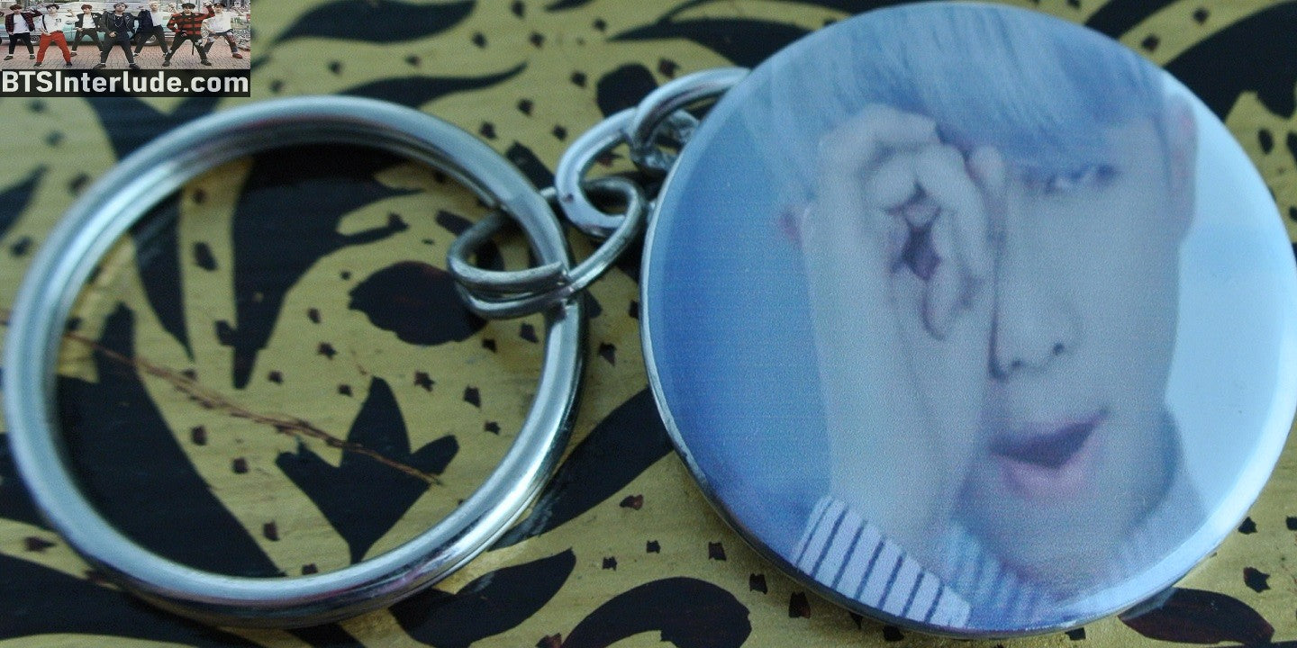 BTS KEYCHAIN BUTTON RM KIM NAMJOON 김남준 PINSTRIPES EYE MONOCLE KEYRING KEY RING CHAIN