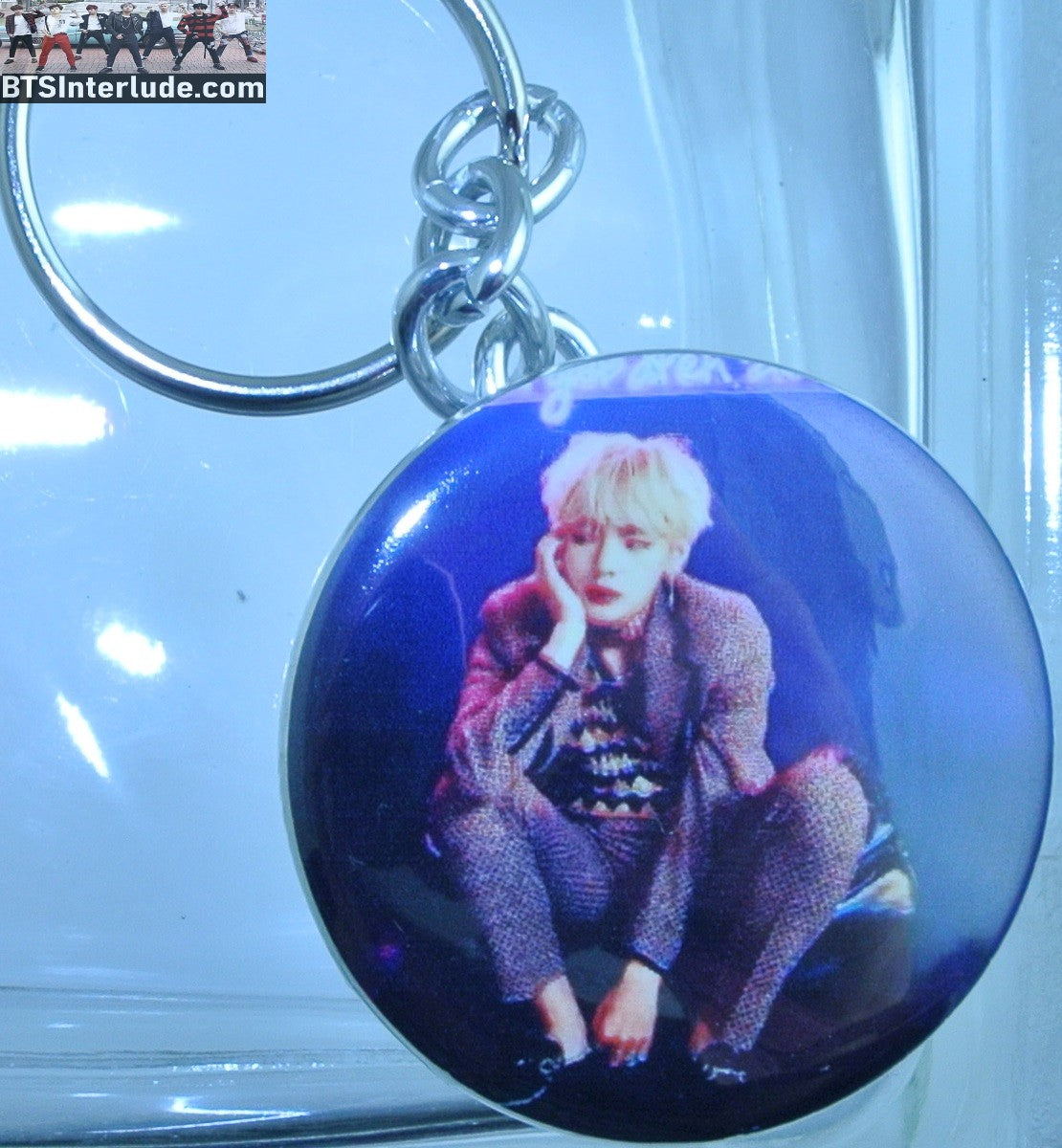 BTS KEYCHAIN BUTTON V KIM TAEHYUNG 김태형 WINGS SOFA BACK KEYRING KEY CHAIN RING
