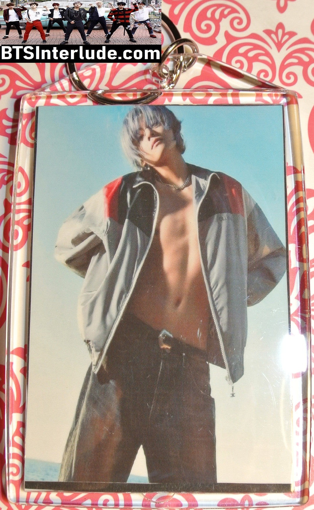 BTS KEYCHAIN ACRYLIC V KIM TAEHYUNG 김태형 HARPERS BAZZAR SKATEBOARD GREY JACKET DOWN LARGE SNAP KEYRING KEY RING CHAIN LIMITED EDITION
