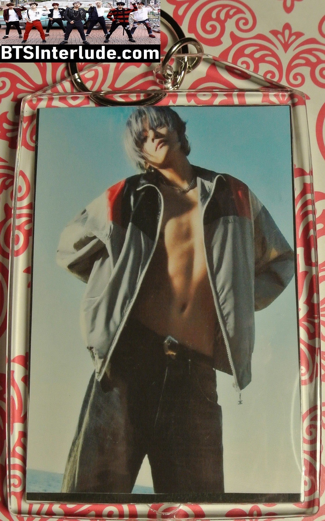 BTS KEYCHAIN ACRYLIC V KIM TAEHYUNG 김태형 HARPERS BAZZAR SKATEBOARD GREY JACKET DOWN LARGE SNAP KEYRING KEY RING CHAIN LIMITED EDITION