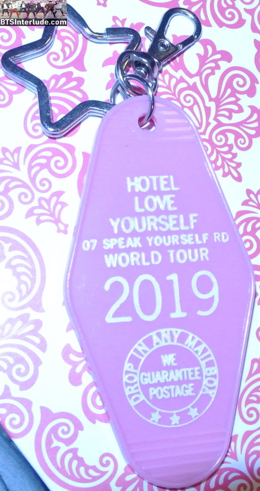 BTS KEYCHAIN GROUP PINK VINTAGE HOTEL KEY SHAPE LOVE YOURSELF TOUR 2019 JUNGKOOK V JIMIN RM J-HOPE SUGA JIN