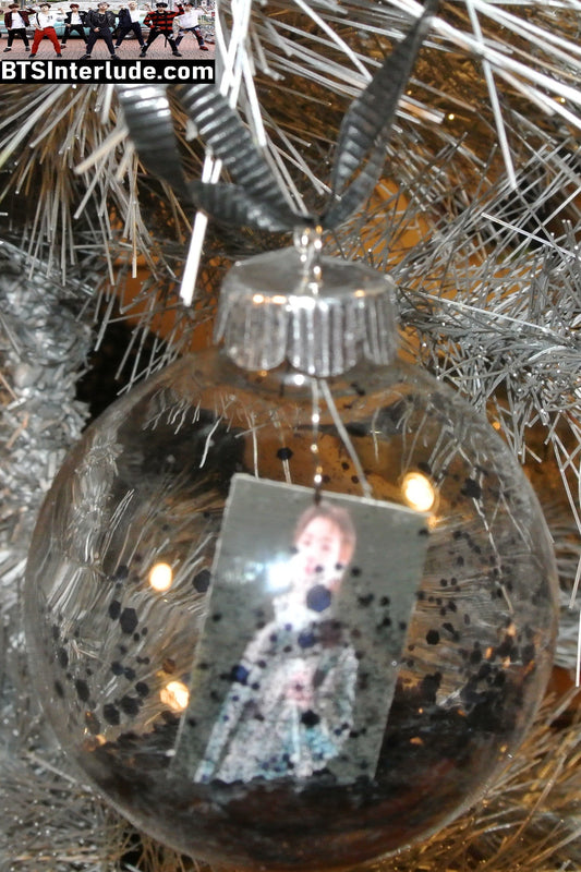 BTS CHRISTMAS ORNAMENT GLASS 2.5 INCH SUGA MIN YOONGI 민윤기 ARIRANG ENDING LIMITED EDITION