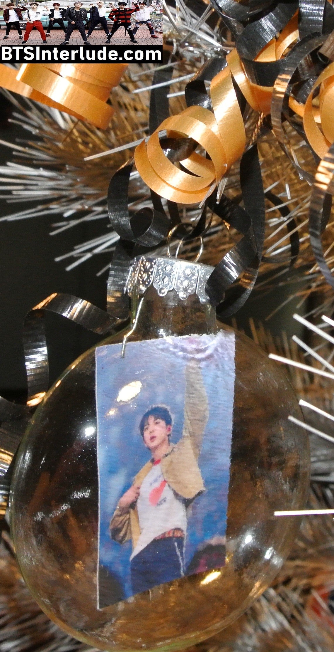 BTS CHRISTMAS ORNAMENT GLASS 3 INCH FLAT JIN KIM SEOKJIN 김석진 ARIRANG ENDING TAN JACKET LIMITED EDITION