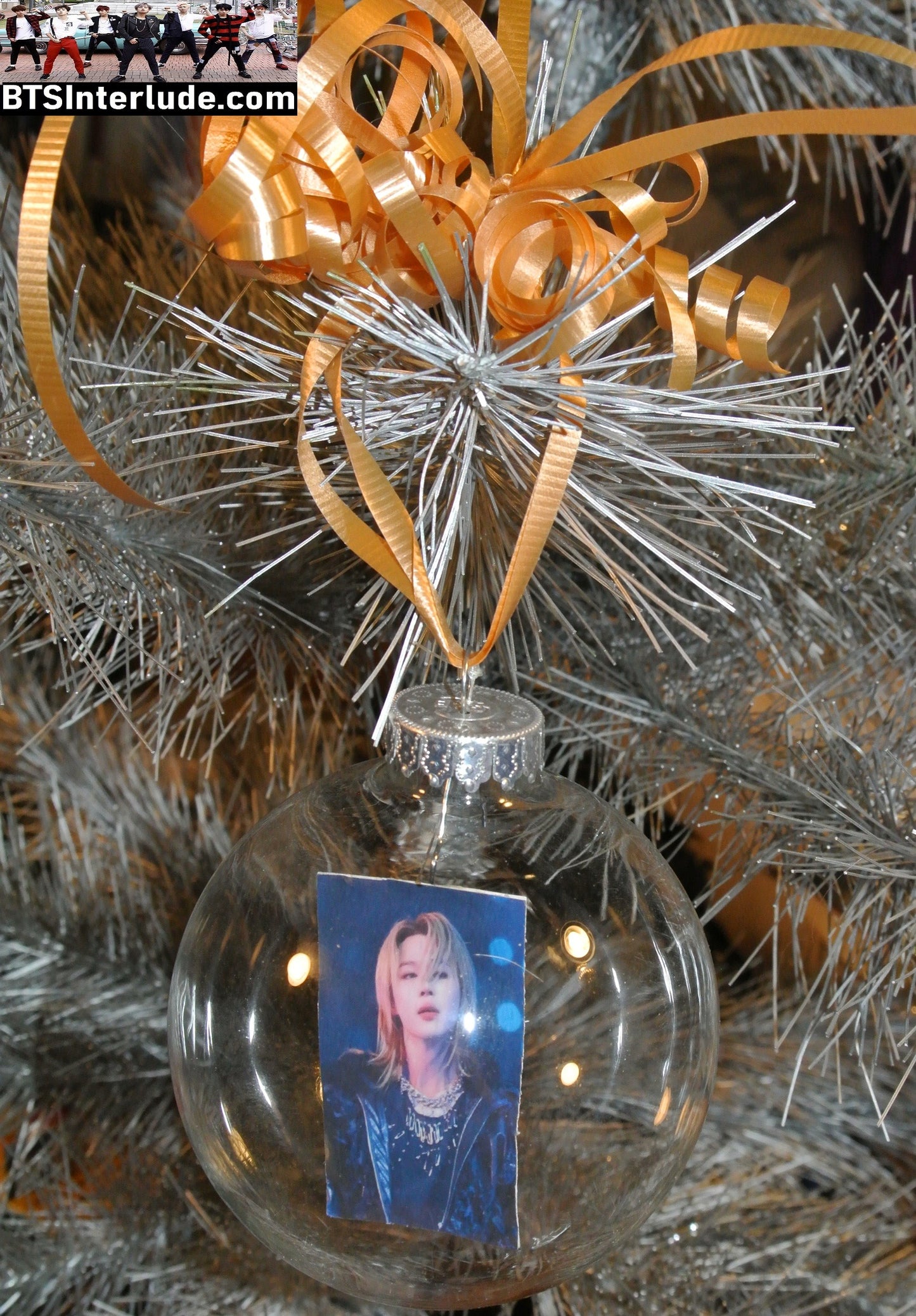 BTS CHRISTMAS ORNAMENT GLASS 3 INCH PARK JIMIN 박지민 ARIRANG TAN SHIRT BLOND PRINCE LIMITED EDITION