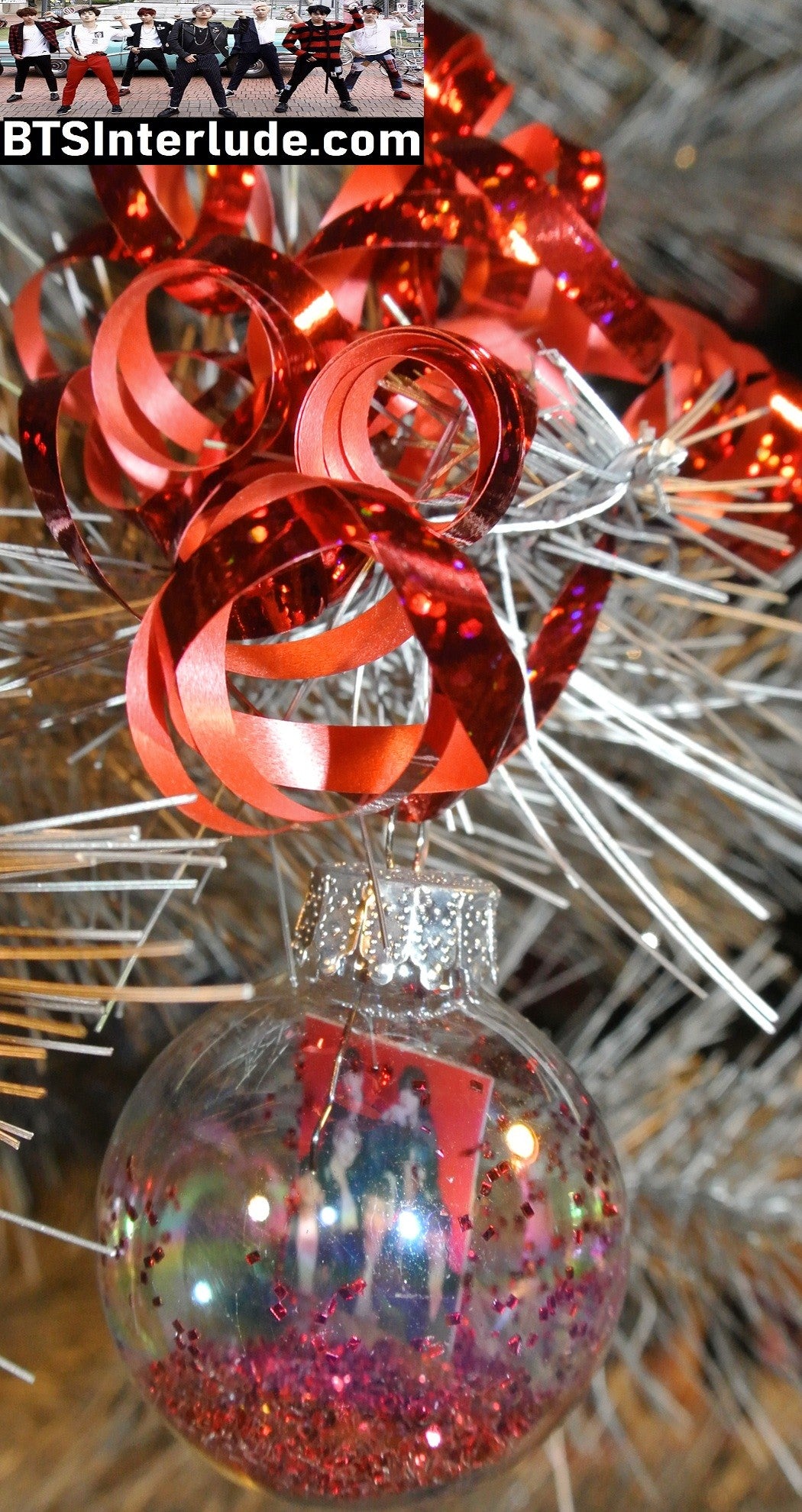 BTS CHRISTMAS ORNAMENT GLASS 1.75 INCH GROUP BANGTAN 방탄소년단 RED GLITTER ARIRANG RED WHITE T SHIRTS JUNGKOOK V JIMIN RM J-HOPE SUGA JIN LIMITED EDITION
