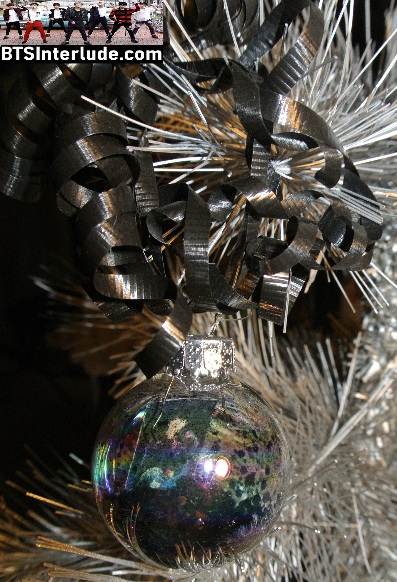 BTS CHRISTMAS ORNAMENT GLASS 1.75 INCH JIN KIM SEOKJIN 김석진 BLACK GLITTER ARIRANG ENDING TAN JACKET LIMITED EDITION