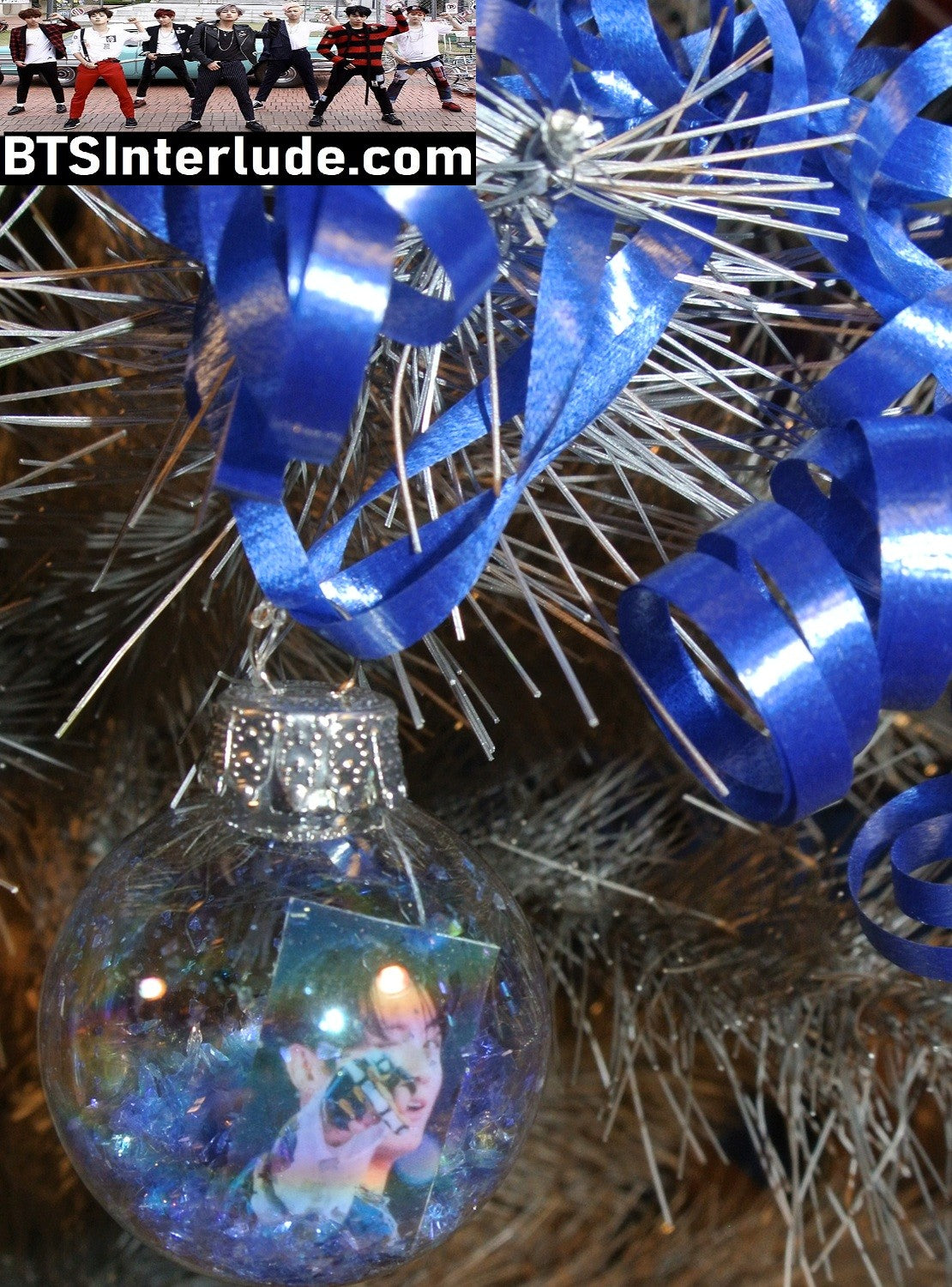 BTS CHRISTMAS ORNAMENT GLASS 1.75 INCH JEON JUNGKOOK 전정국 BLUE GLITTER ARIRANG POINTING ARM UP LIMITED EDITION