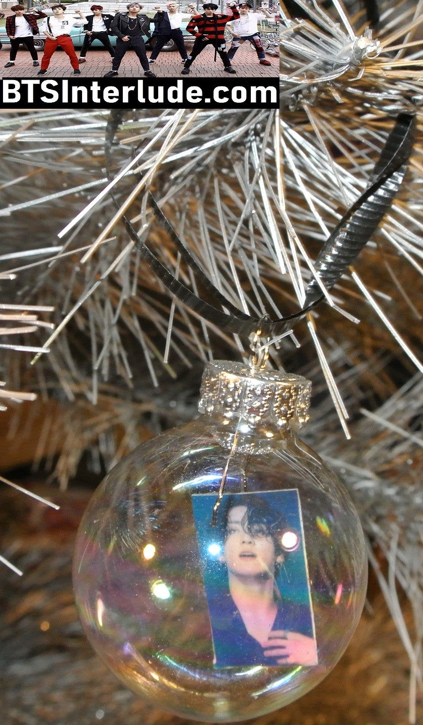 BTS CHRISTMAS ORNAMENT GLASS 1.75 INCH JEON JUNGKOOK 전정국 2019 LOTTE CONCERT LIMITED EDITION