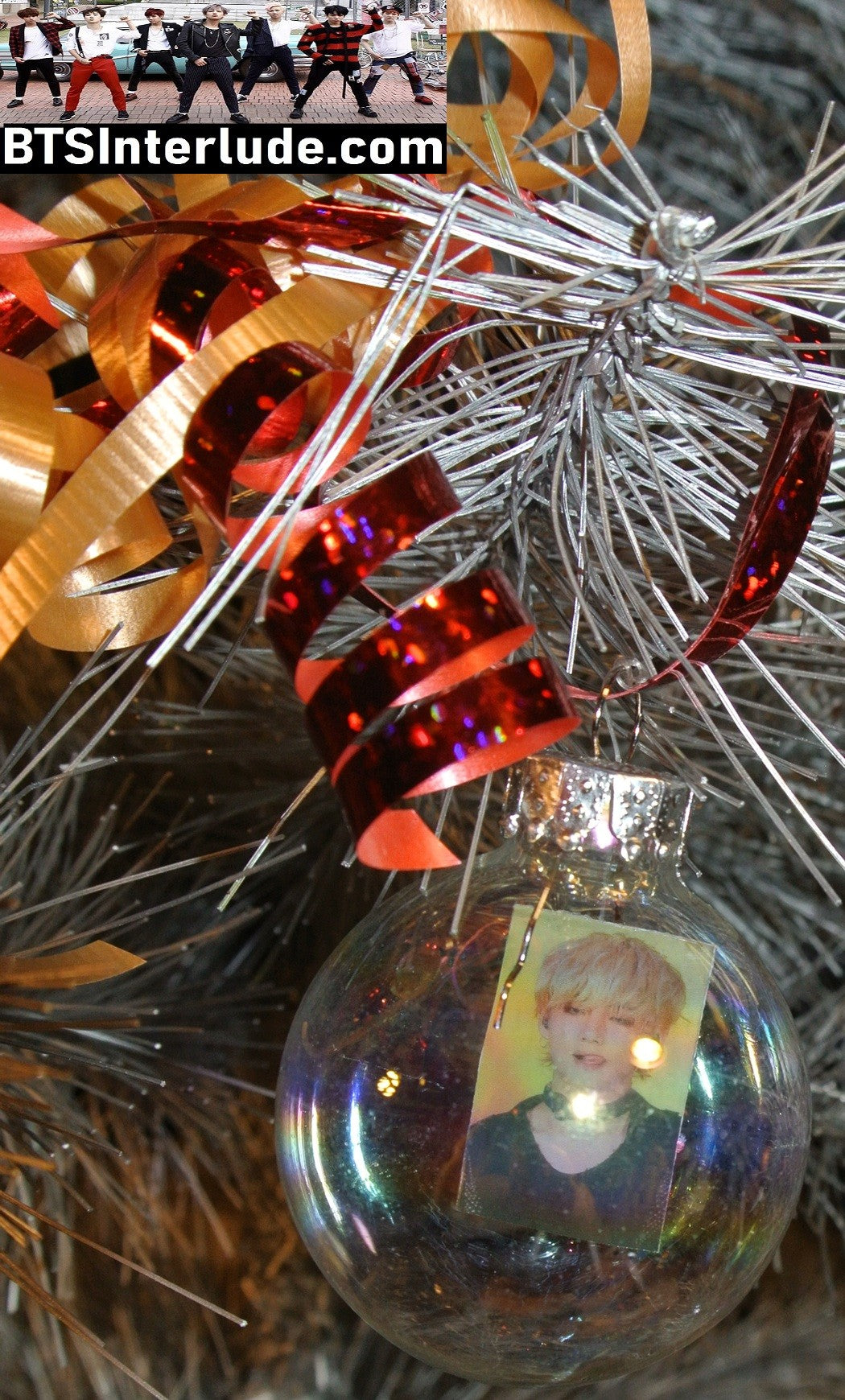BTS CHRISTMAS ORNAMENT GLASS 1.75 INCH V KIM TAEHYUNG 김태형 YELLOW TONGUE RED VELVET JACKET TONGUE LIMITED EDITION