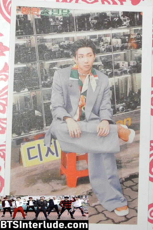 BTS PHOTOCARD FANSITE RM KIM NAMJOON 김남준2021 SEASONS GREETINGS SHOE STORE PHOTO CARD PC