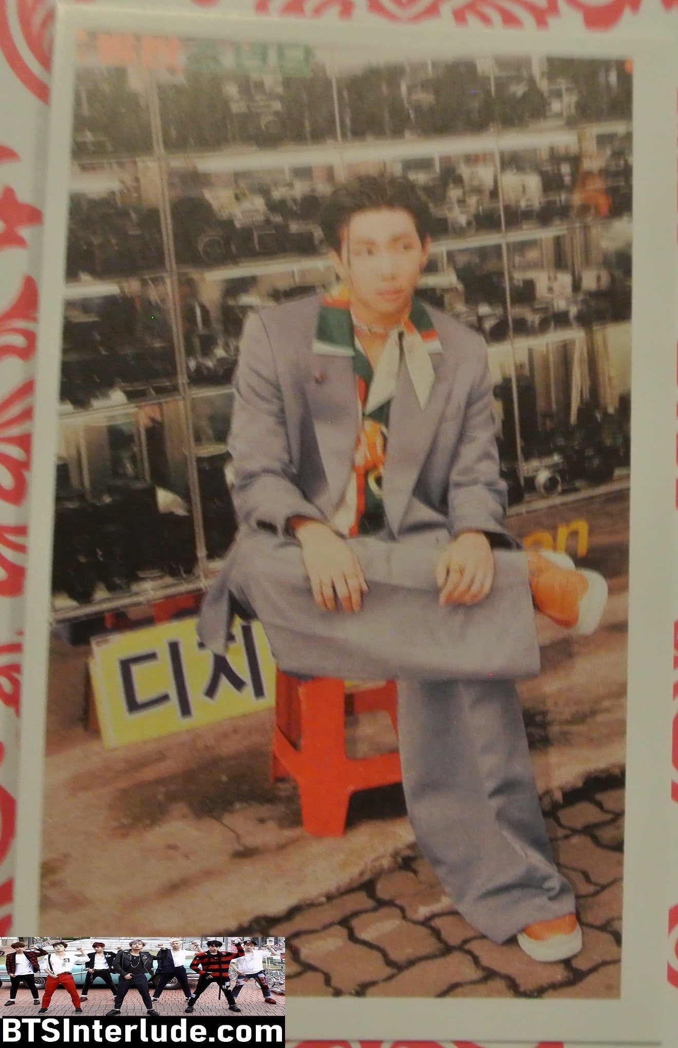BTS PHOTOCARD FANSITE RM KIM NAMJOON 김남준2021 SEASONS GREETINGS SHOE STORE PHOTO CARD PC