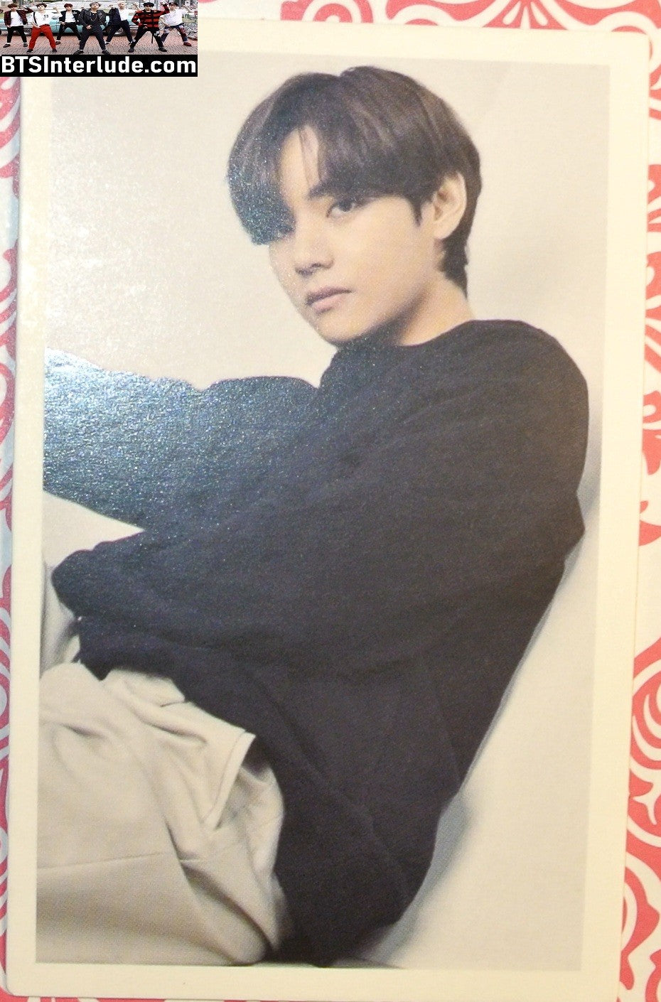 BTS PHOTOCARD FANSITE V KIM TAEHYUNG 김태형 BLACK LONG SLEEVE SHIRT PC PHOTO CARD