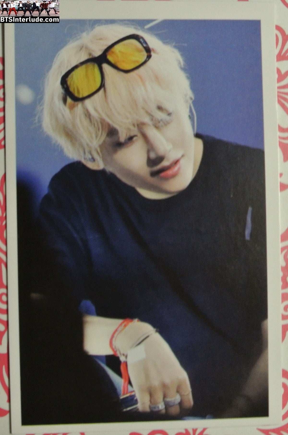 BTS PHOTOCARD FANSITE V KIM TAEHYUNG 김태형 BLOND HAIR GLASSES VERTICAL PC PHOTO CARD
