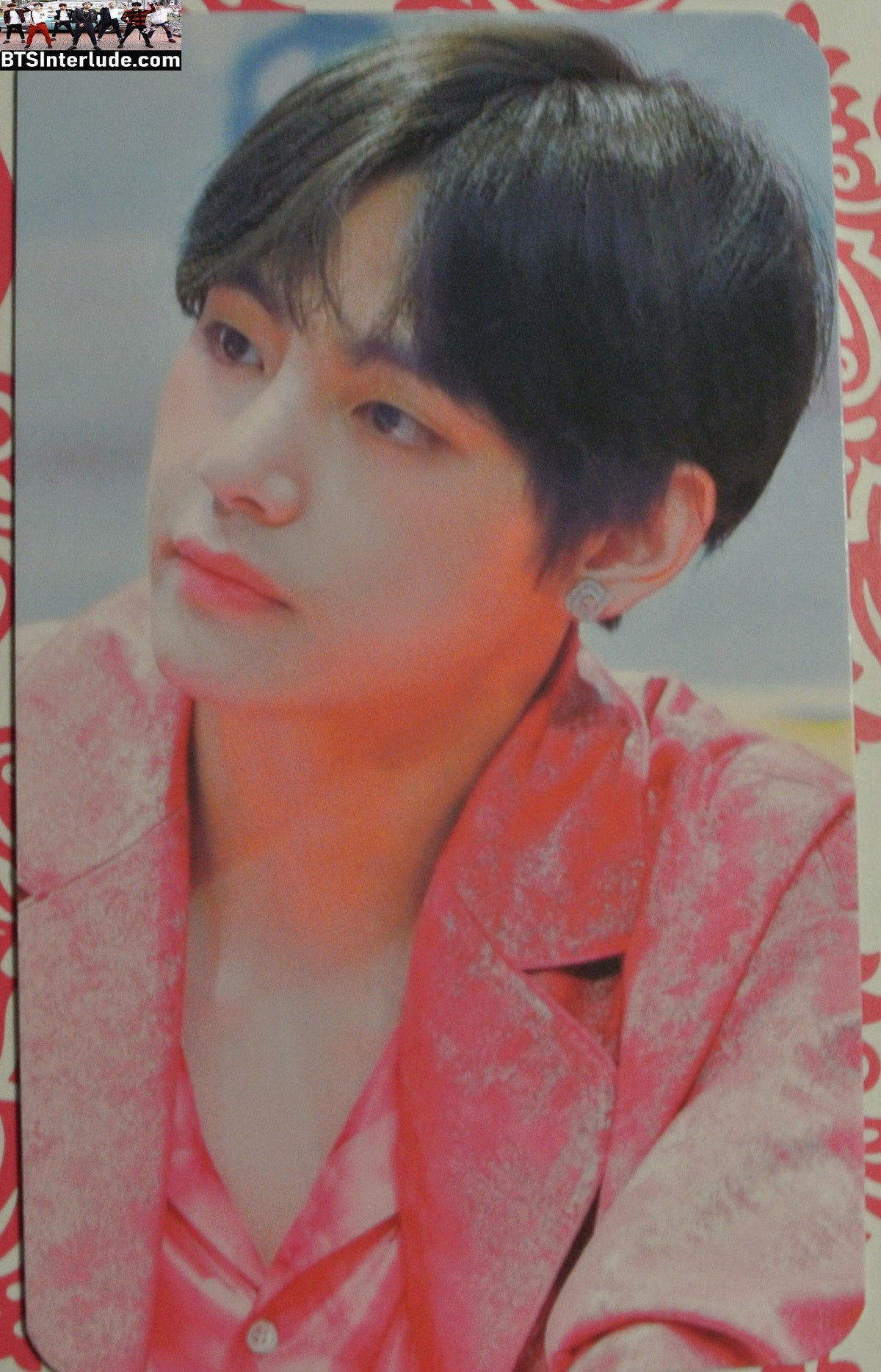 BTS PHOTOCARD FANSITE V KIM TAEHYUNG 김태형 PINK JACKET HEAD TILT PC PHOTO CARD