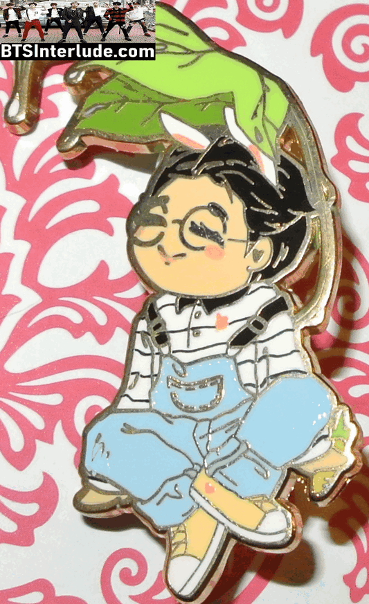 BTS PIN ENAMEL GOLD JEON JUNGKOOK 전정국 OVERALLS CHIBI BUNNY EARS RUN BTS EPISODE MANQCHI PINS BADGE BUTTON