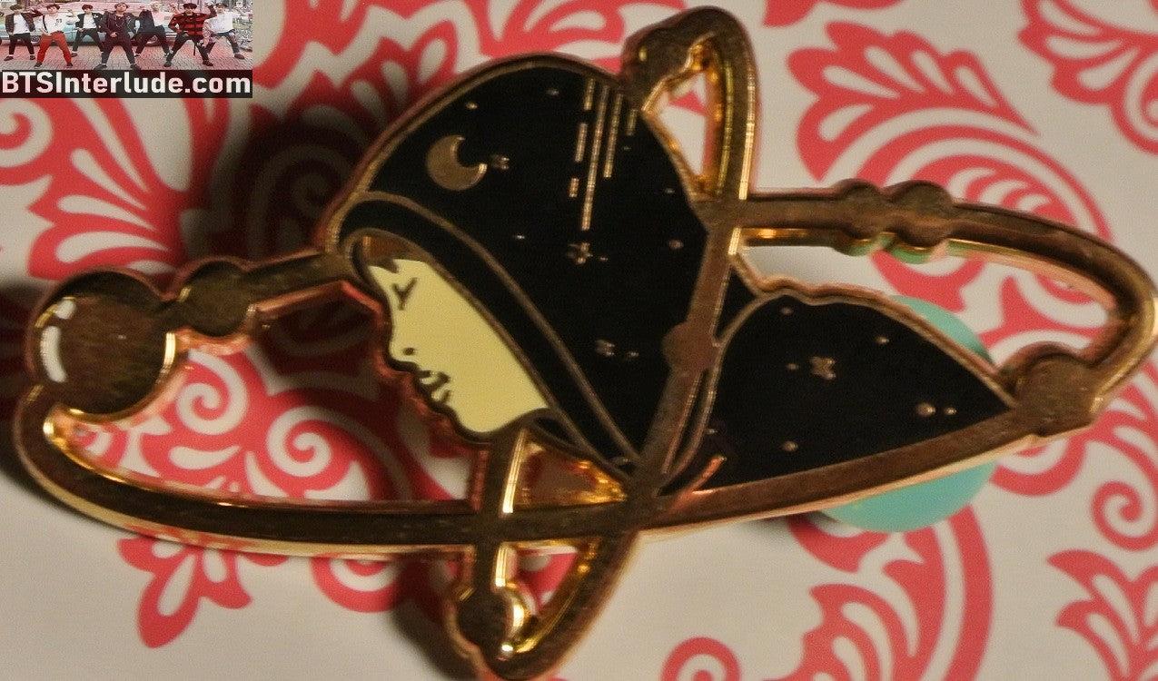 BTS PIN ENAMEL GOLD RM KIM NAMJOON 김남준 MONO BLACK HOODIE PROFILE SPHERES ZOMG BUNNIE PINS BADGE BUTTON