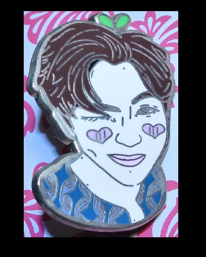 BTS PIN ENAMEL GOLD RM KIM NAMJOON 김남준 WINK HEART CHEEKS BANGTAN PINS BADGE BUTTON