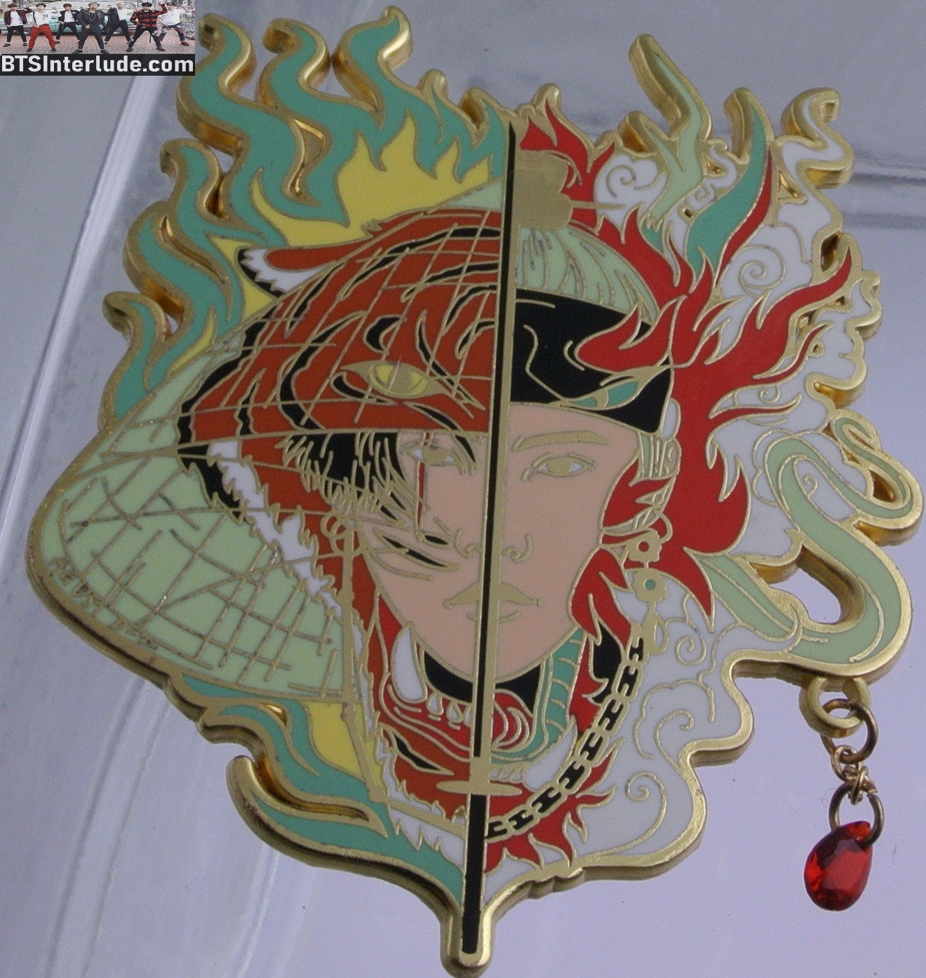 BTS PIN ENAMEL GOLD SUGA MIN YOONGI 민윤기 SPLIT AGUST D TIGER ANIME MANGA RED CRYSTAL KIMAGINEARTS PINS BADGE BUTTON