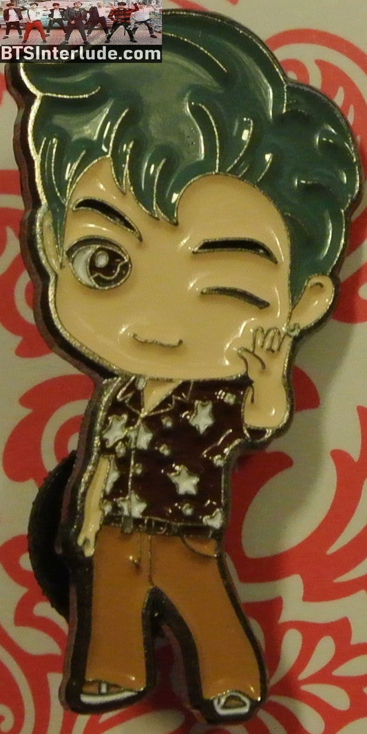 BTS PIN ENAMEL GUNMETAL RM KIM NAMJOON 김남준 DYNAMITE MUSIC VIDEO HAIR ON KNEE BADGE BUTTON