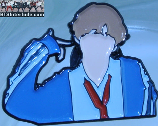 BTS PIN ENAMEL GUNMETAL V KIM TAEHYUNG 김태형 DNA MUSIC VIDEO BEGINNING CUTOUT BADGE BUTTON