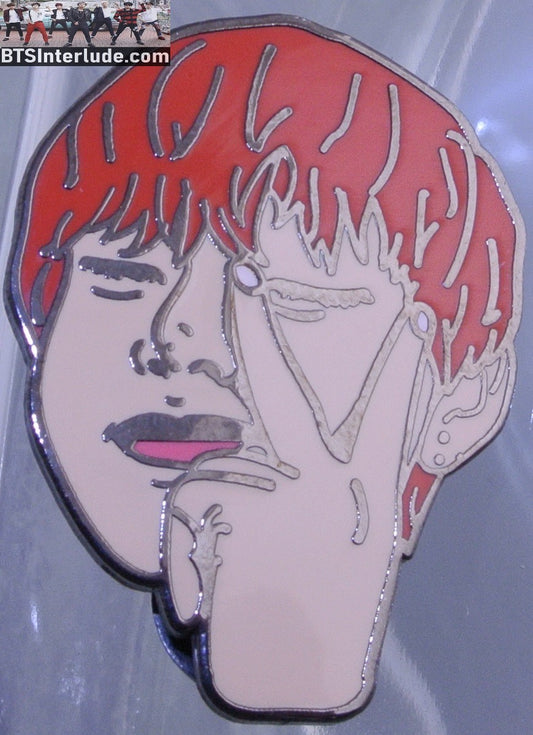 BTS PIN ENAMEL GUNMETAL V KIM TAEHYUNG 김태형 RED HAIR V SIGN OVER EYE PINS OVER FLOWERS BADGE BUTTON