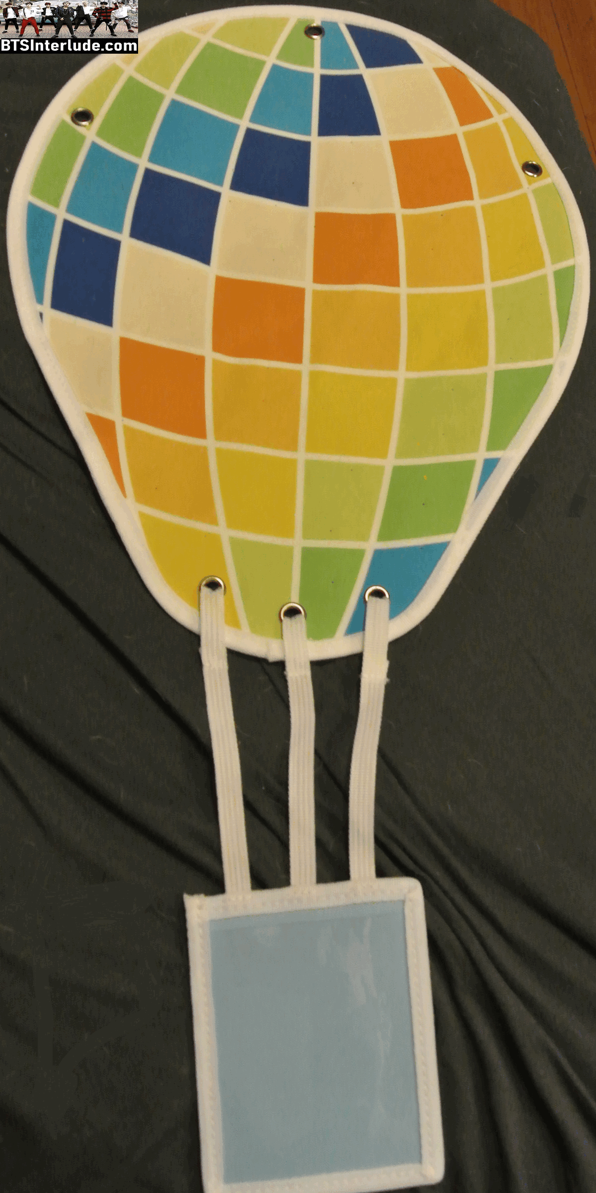 BTS WALL HANGING BTS PIN DISPLAY PHOTOCARD HOT AIR BALLOON YOUNG FOREVER HEART SHAPED SHOP 방탄소년단 JUNGKOOK V JIMIN RM J-HOPE SUGA JIN