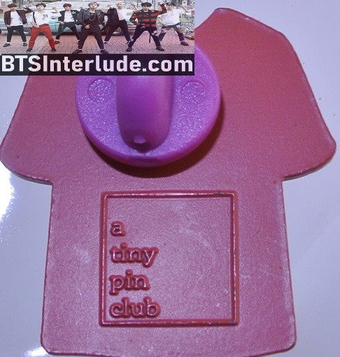 BTS PIN ENAMEL ORANGE GROUP LOVE YOURSELF LY BLACK T SHIRT TINY PIN CLUB PINS JUNGKOOK V JIMIN RM J-HOPE SUGA JIN BADGE BUTTON