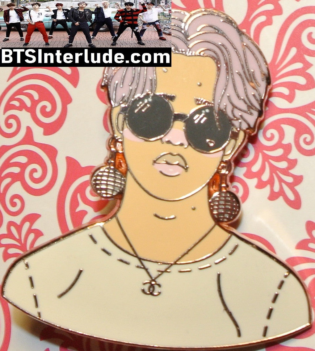 BTS PIN ENAMEL ROSE GOLD COPPER PARK JIMIN 박지민 WHITE SHIRT BALL EARRINGS PINK HAIR SUNGLASSES MAKNAE PINS BADGE BUTTON
