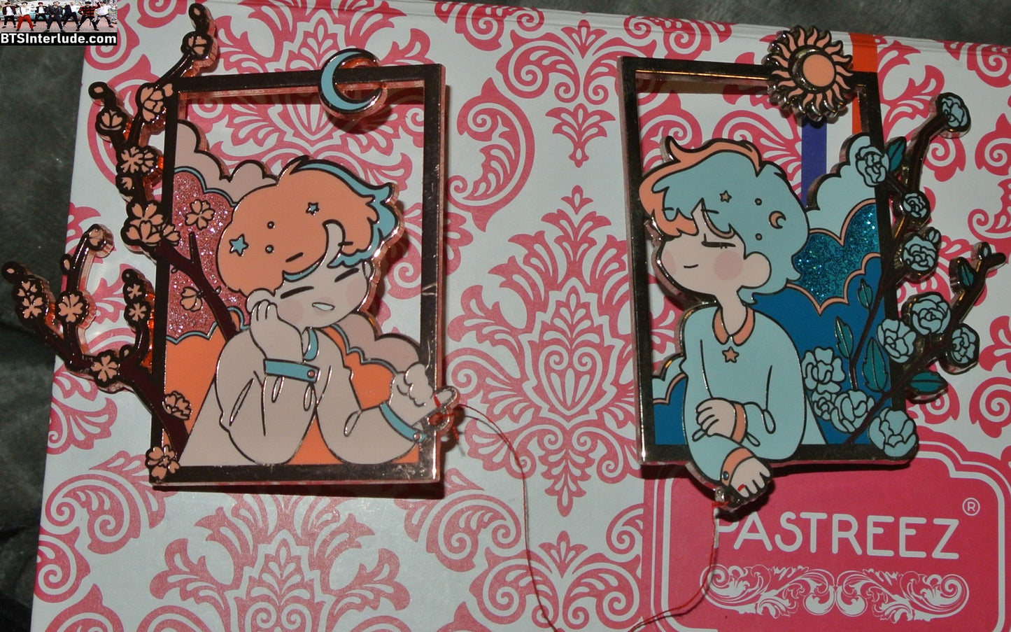 BTS PIN ENAMEL ROSE GOLD SILVER SUB-UNIT V KIM TAEHYUNG PARK JIMIN CHIBIS RED THREAD BADGE BUTTON