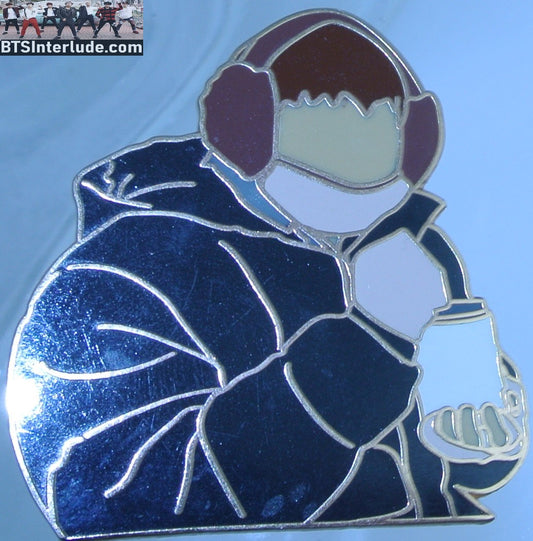 BTS PIN ENAMEL ROSE GOLD COPPER V KIM TAEHYUNG 김태형 BLACK JACKET EARMUFFS UME PINS BADGE BUTTON