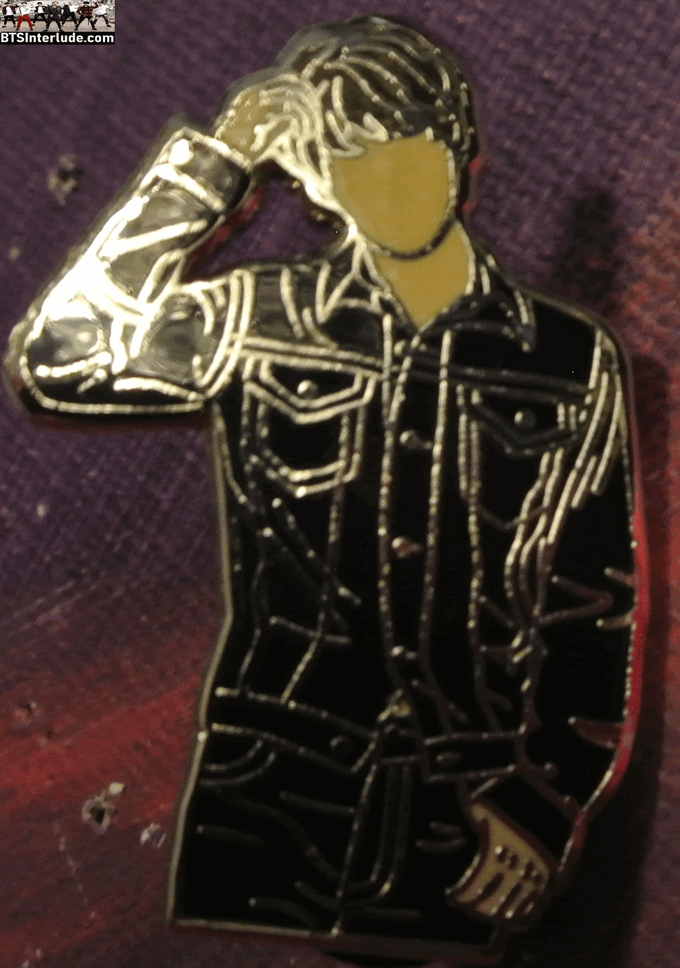 BTS PIN ENAMEL SILVER V KIM TAEHYUNG 김태형 LOVE YOURSELF TEAR DENIM MAKNAE PINS BADGE BUTTON